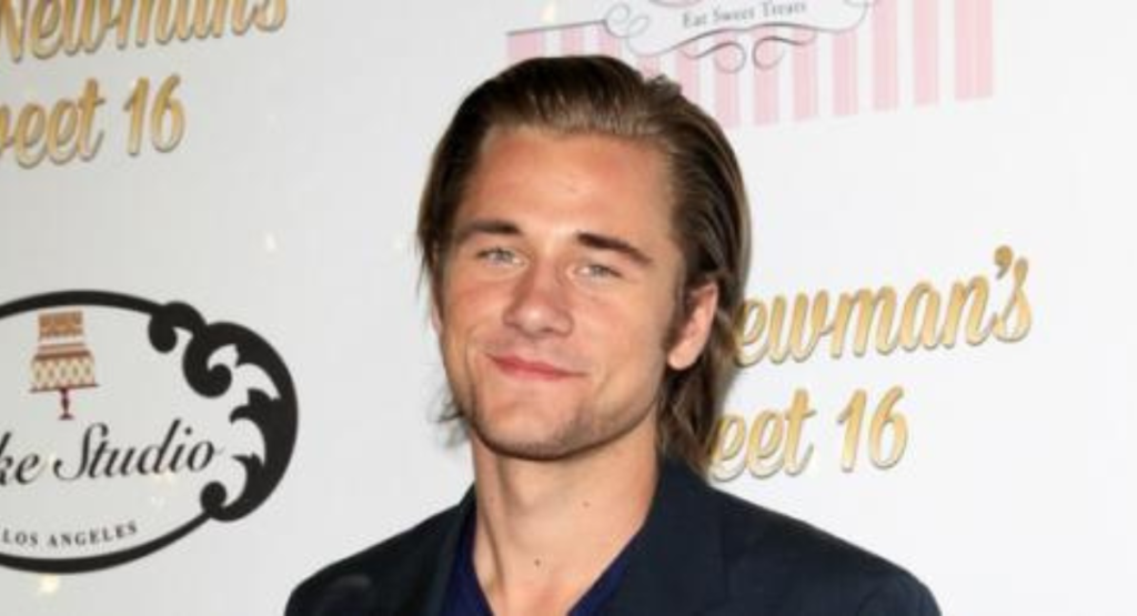 Luke Benward

